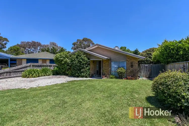 42 Kelburn Road, Berwick VIC 3806