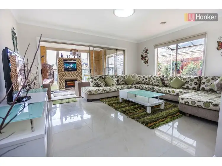 Seventh view of Homely house listing, 82 Newbury Blvd, Craigieburn VIC 3064