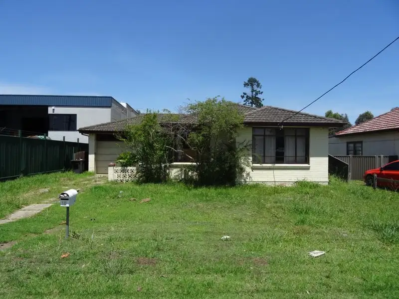 Main view of Homely house listing, 18 Aero Road, Ingleburn NSW 2565