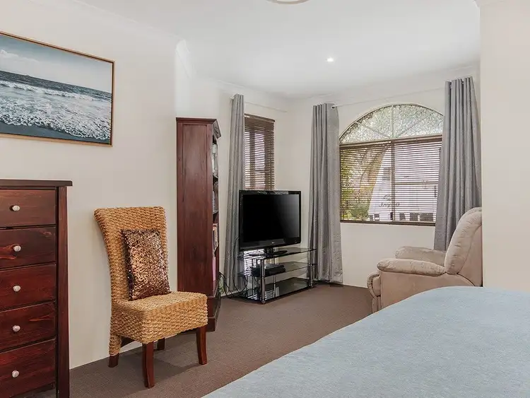 Fourth view of Homely house listing, 11 Gilling Place, Orelia WA 6167