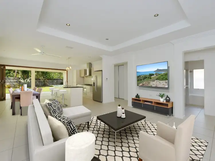 8 Norwood Crescent, Trinity Park QLD 4879