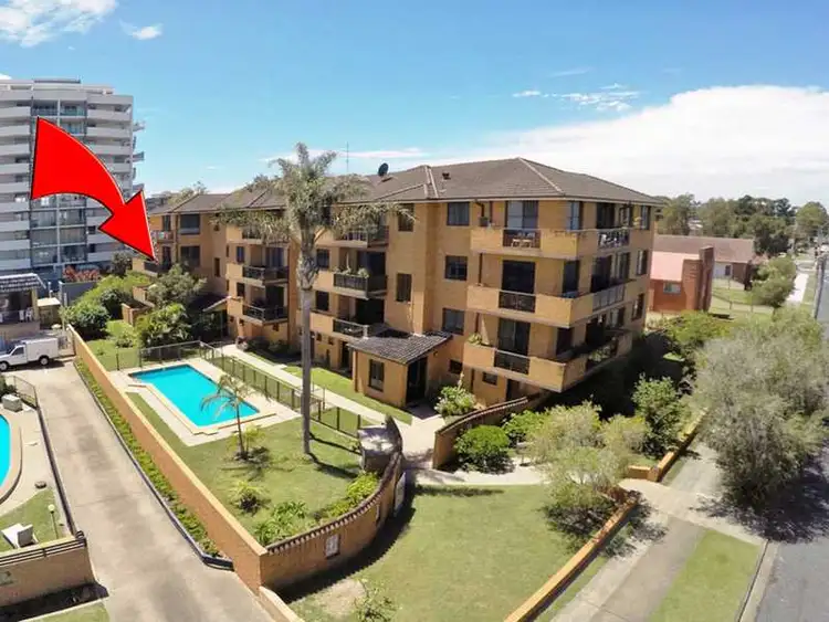 10/23-25 Lake Street 'Curranulla', Forster NSW 2428