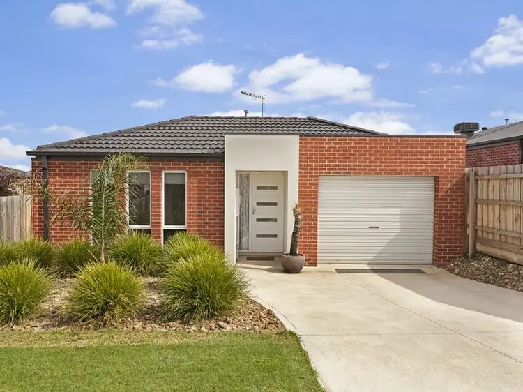 2/145 Windham Street, Wallan VIC 3756