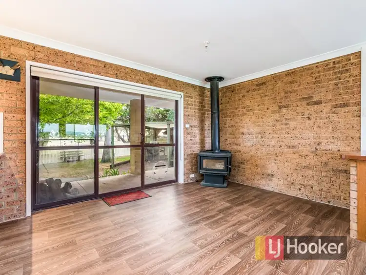 Fifth view of Homely house listing, 250 Murray Road, Cora Lynn VIC 3814