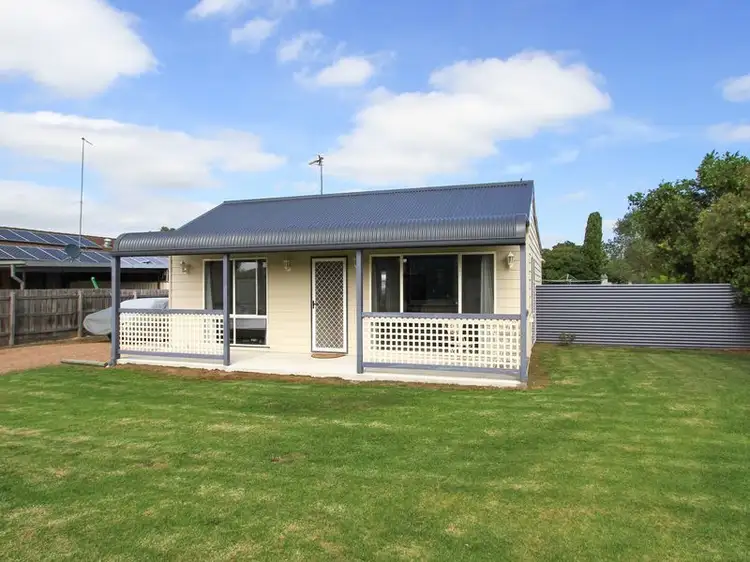 14 Mountain View Drive, Stratford VIC 3862