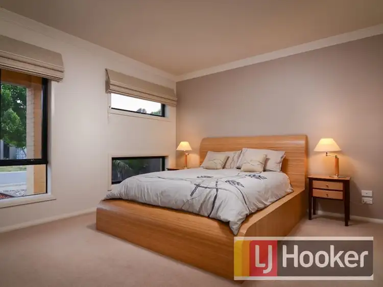 Seventh view of Homely house listing, 4 Hollyrood Drive, Berwick VIC 3806
