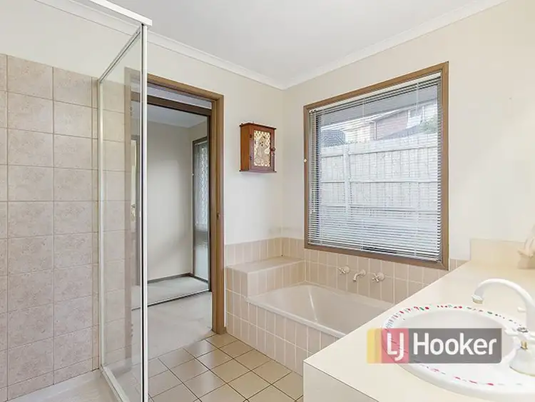 Sixth view of Homely house listing, 7 Everglades Court, Rowville VIC 3178