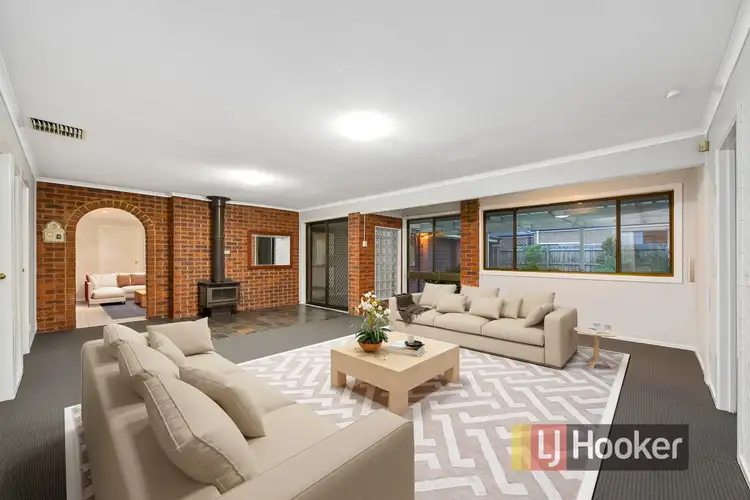 Fifth view of Homely house listing, 122-124 Kennington Park Drive, Endeavour Hills VIC 3802