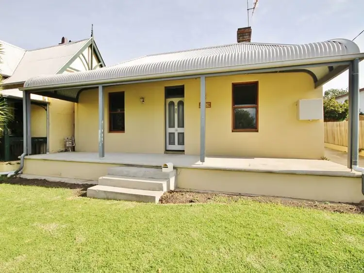 Second view of Homely house listing, 10 Park Street, Bathurst NSW 2795