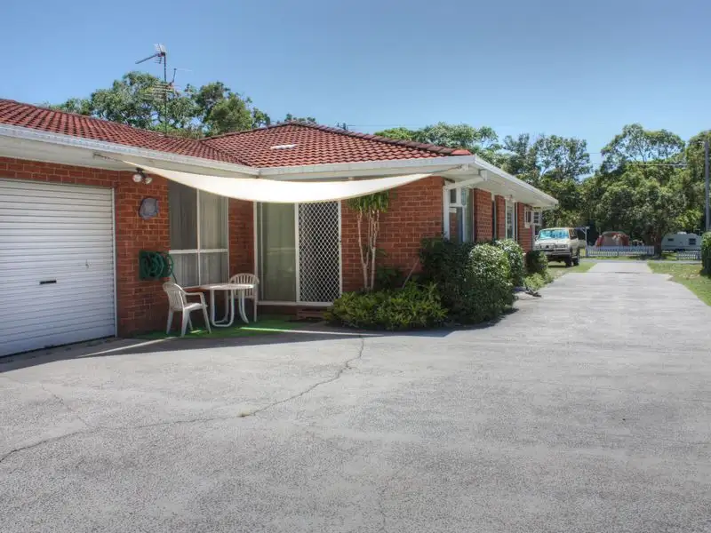 Main view of Homely unit listing, 2/96 Charles Street, Iluka NSW 2466