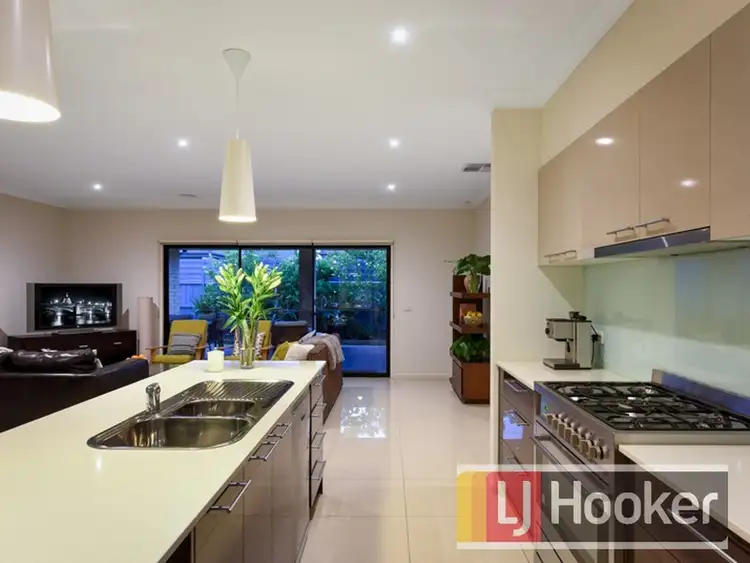 Second view of Homely house listing, 34 Mountain View Boulevard, Cranbourne North VIC 3977