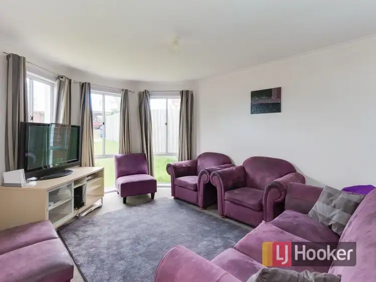 Second view of Homely house listing, 10 Newbury Court, Carrum Downs VIC 3201