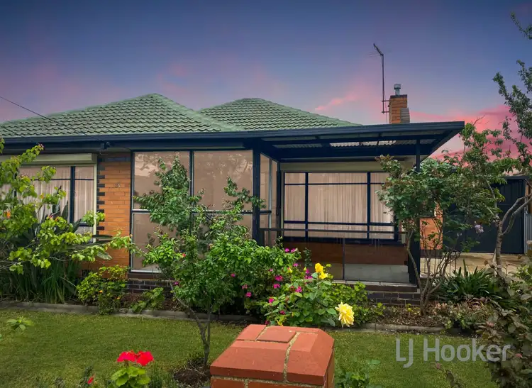 25 Sixth Avenue, Altona North VIC 3025