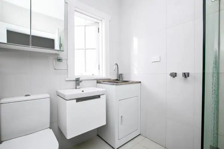 Fifth view of Homely apartment listing, 8/60 Ramsgate Avenue, Bondi Beach NSW 2026