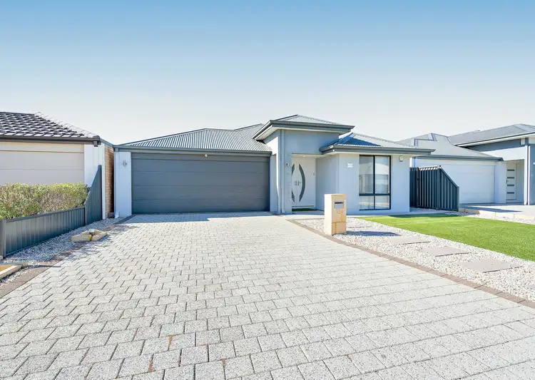 Second view of Homely house listing, 19 Evandale Way, Harrisdale WA 6112