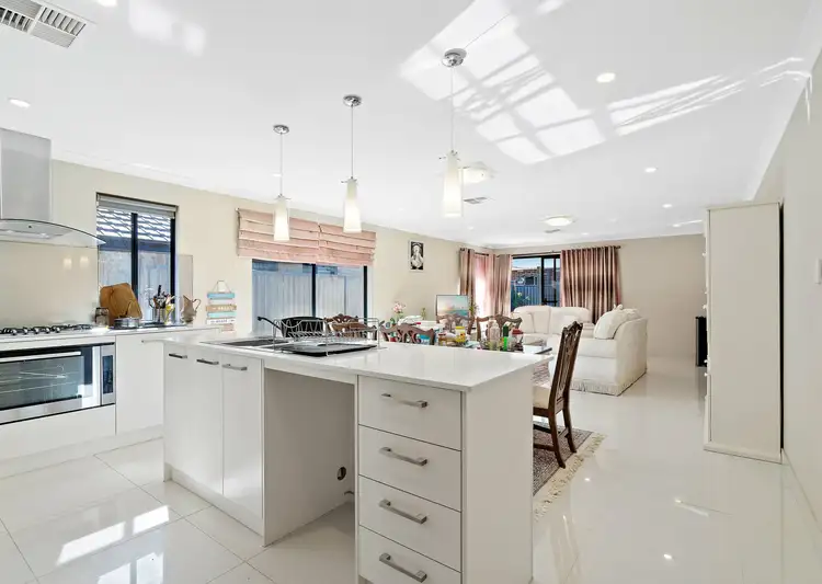 Fifth view of Homely house listing, 19 Evandale Way, Harrisdale WA 6112