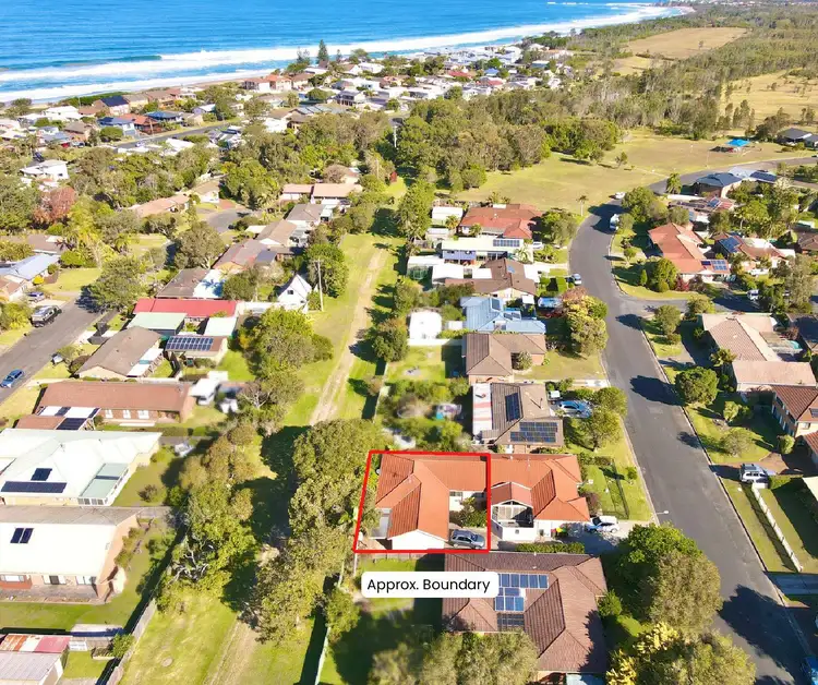 Main view of Homely semi-detached listing, 2/6 Rushby Drive, Old Bar NSW 2430
