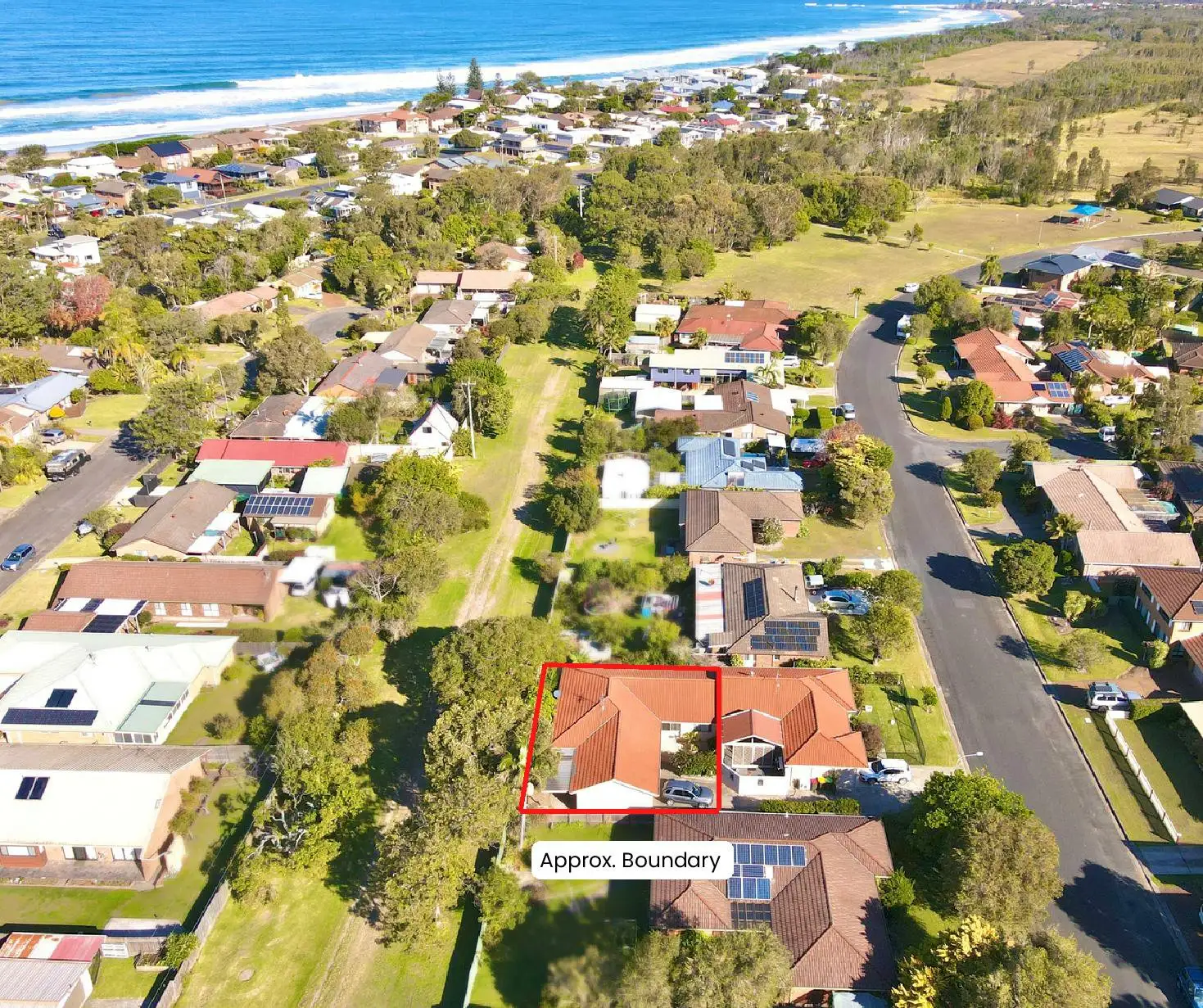 Main view of Homely semi-detached listing, 2/6 Rushby Drive, Old Bar NSW 2430