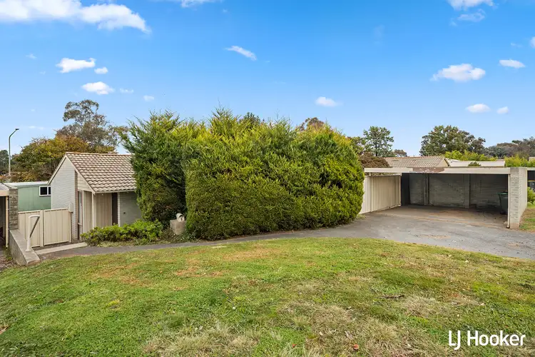 8 Napthali Close, Charnwood ACT 2615