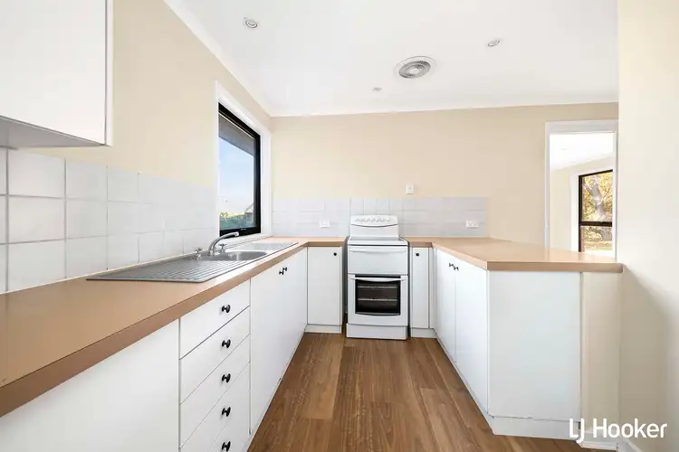 Fifth view of Homely house listing, 8 Zwar Place, Florey ACT 2615