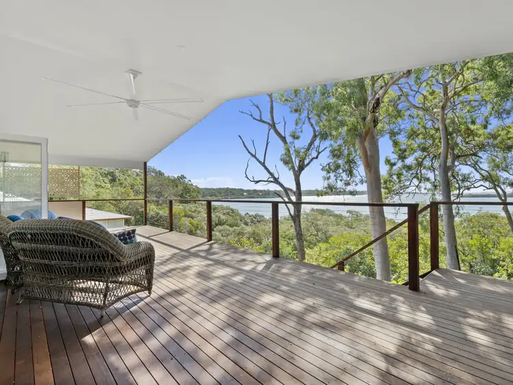 54 Timothy Street, Macleay Island QLD 4184