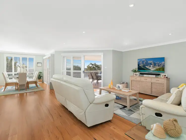 Fifth view of Homely house listing, 2 Seaspray Close, Bateau Bay NSW 2261