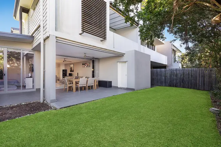 Main view of Homely apartment listing, 2/64 Barton Road, Hawthorne QLD 4171