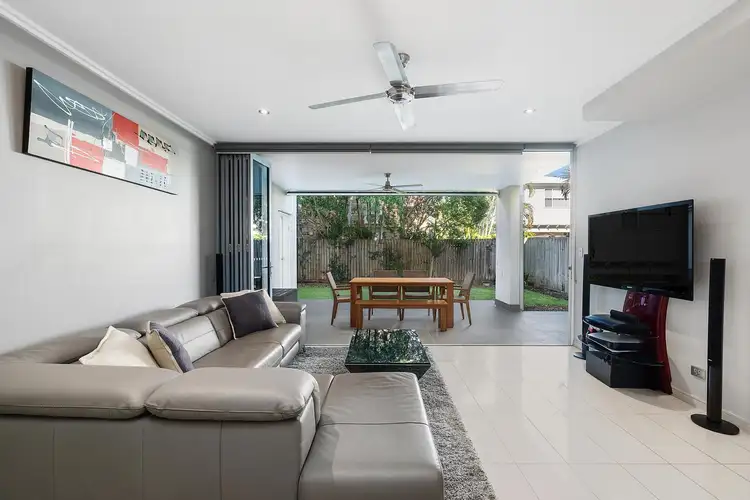Third view of Homely apartment listing, 2/64 Barton Road, Hawthorne QLD 4171