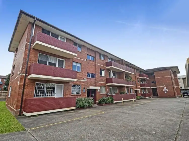 Unit 9/192 Sandal Crescent, Carramar NSW 2163