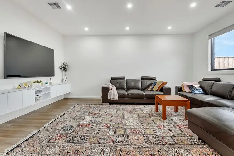 Sixth view of Homely house listing, 31 Syrah Parade, Wollert VIC 3750