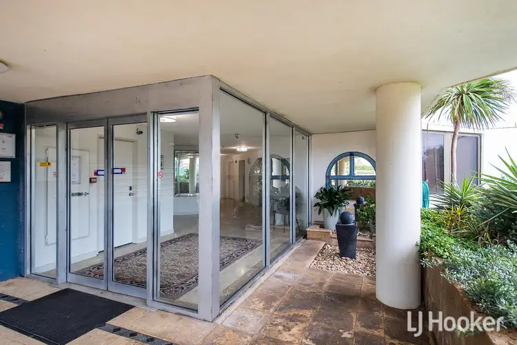 Sixth view of Homely apartment listing, 33/6A Valley Road, Halls Head WA 6210