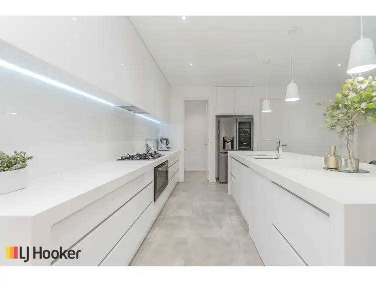 Sixth view of Homely house listing, 34 Clarendon Avenue, Craigieburn VIC 3064