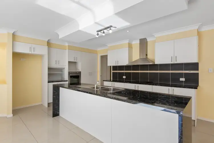 Fourth view of Homely house listing, 2 Maria Court, Wellington Point QLD 4160