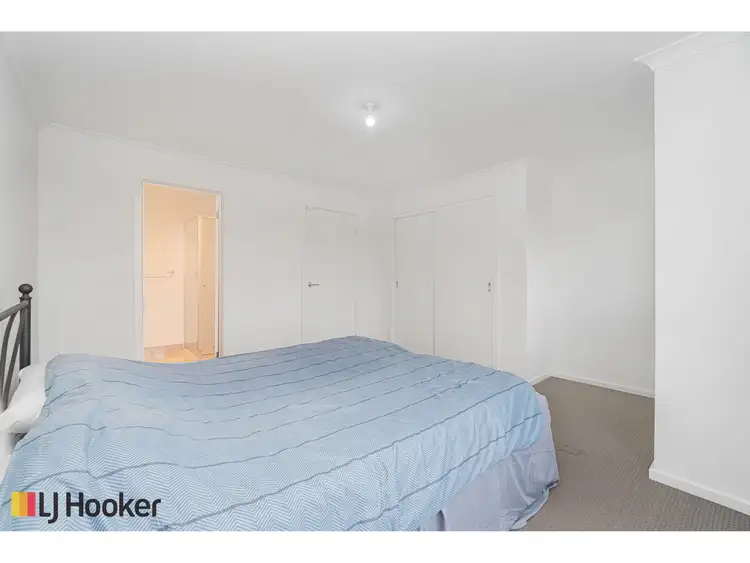 Sixth view of Homely townhouse listing, 16/1-11 Hyde Park Avenue, Craigieburn VIC 3064