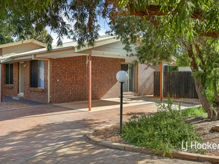 5/4 Caterpillar Court, Desert Springs NT 870