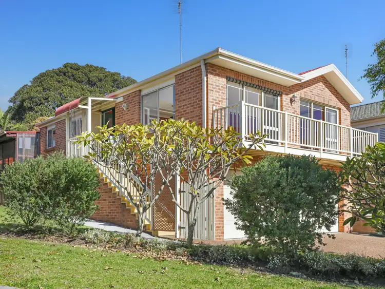 Second view of Homely house listing, 26 Hallam Close, Kanahooka NSW 2530