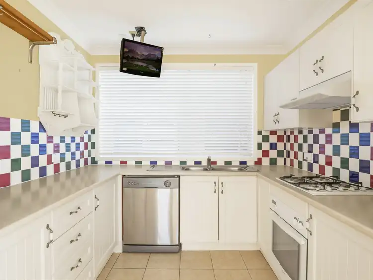 Fifth view of Homely house listing, 26 Hallam Close, Kanahooka NSW 2530
