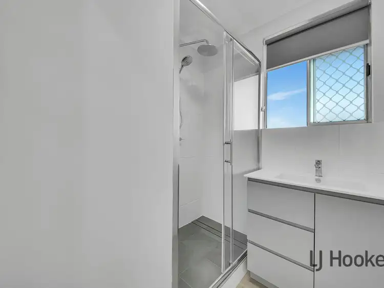 Sixth view of Homely unit listing, 6/35 Ocean Street, Tannum Sands QLD 4680