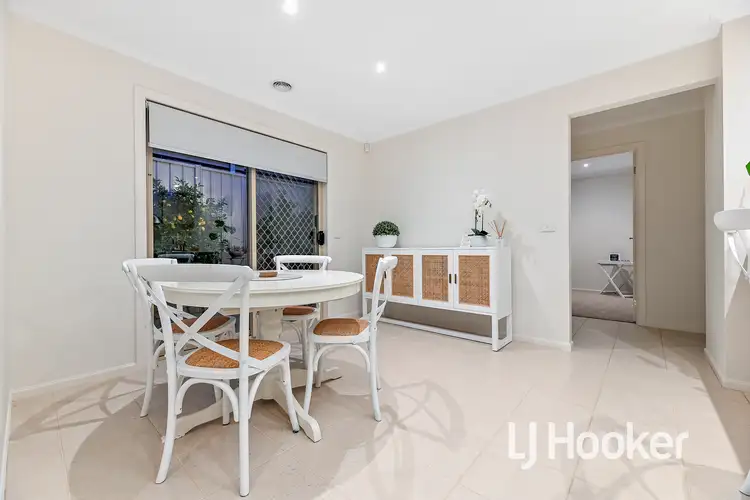 Sixth view of Homely house listing, 5 Lilac Crescent, Berwick VIC 3806