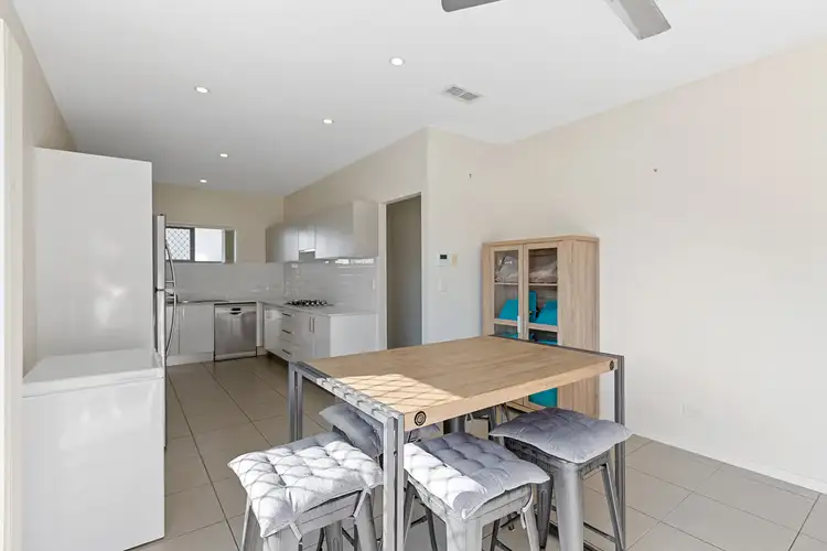 Fifth view of Homely townhouse listing, 4/104-106 Wynyard Street, Cleveland QLD 4163
