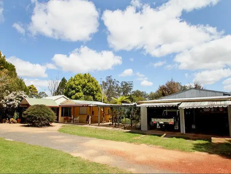 10268 New England Highway