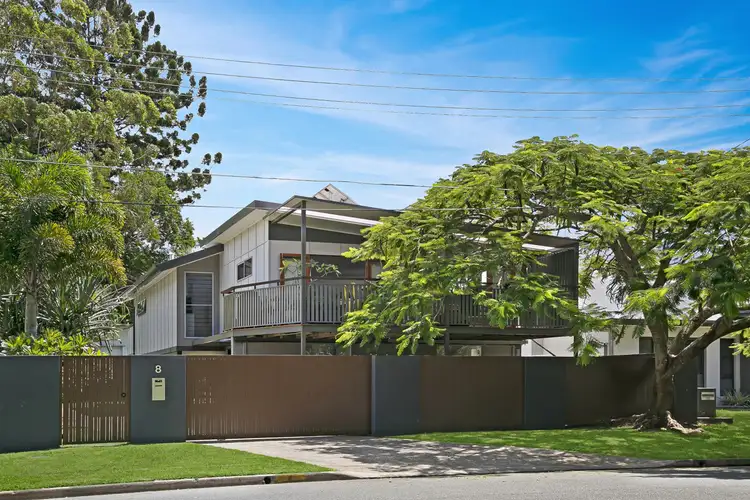 8 Terrigal Crescent, Southport QLD 4215