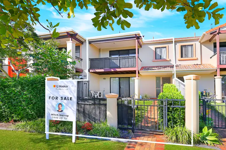88/302 Christine Avenue, Varsity Lakes QLD 4227