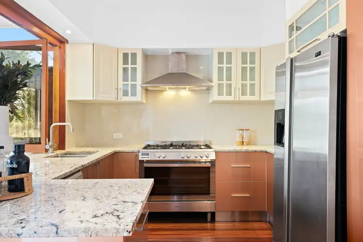 Sixth view of Homely house listing, 5 Gardenvale Street, Holland Park West QLD 4121