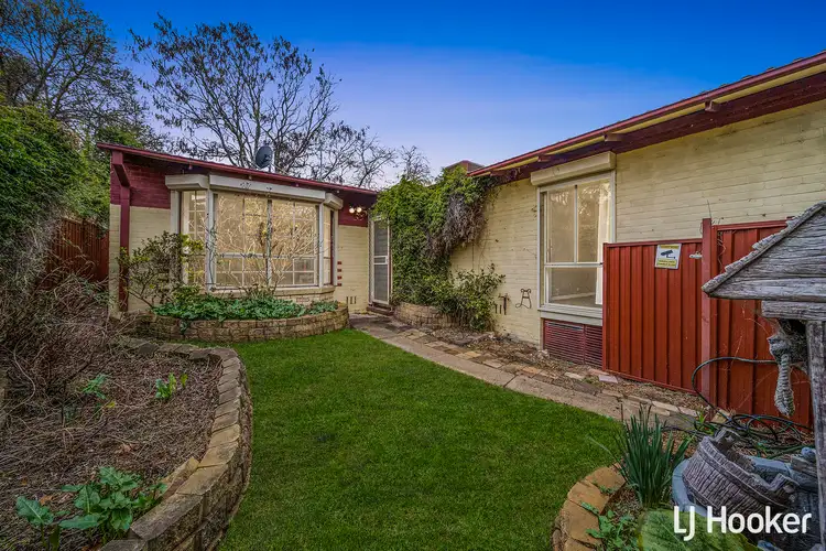 10 Traill Place, Charnwood ACT 2615