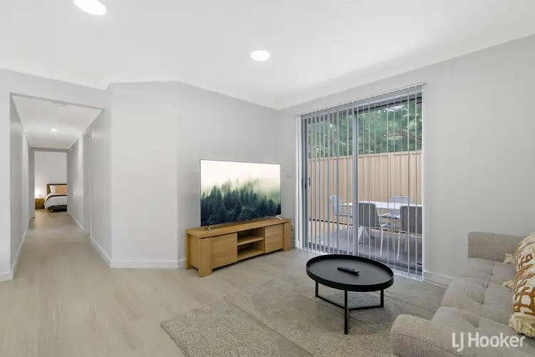Sixth view of Homely unit listing, 5/90 Cooper Street, Mandurah WA 6210