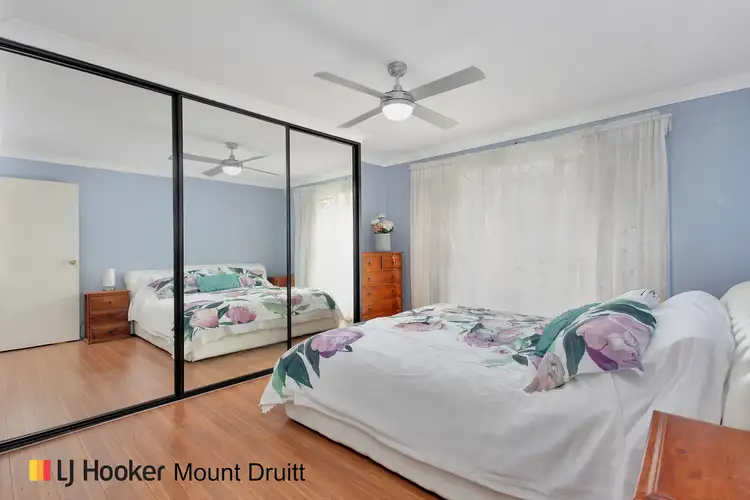 Third view of Homely house listing, 20 Stedham Grove, Oakhurst NSW 2761
