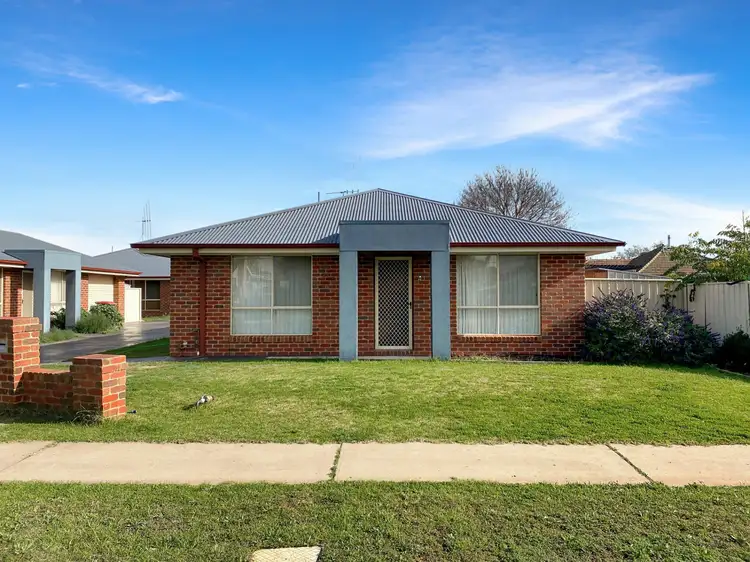 Main view of Homely unit listing, Unit 4/26 Dunstone Street, Swan Hill VIC 3585