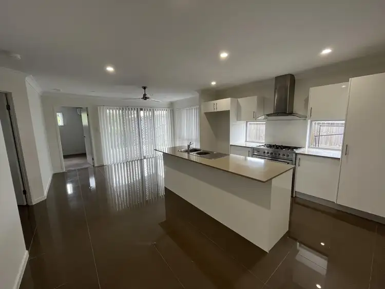 Sixth view of Homely house listing, 10 Tabitha Court, Bahrs Scrub QLD 4207