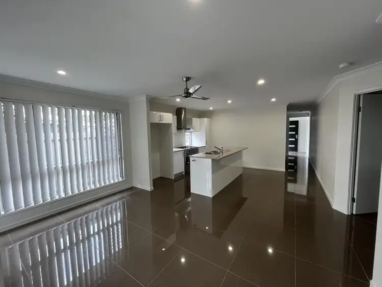 Seventh view of Homely house listing, 10 Tabitha Court, Bahrs Scrub QLD 4207